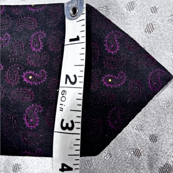 Canali Men’s Paisley Tie - Picture 5 of 7